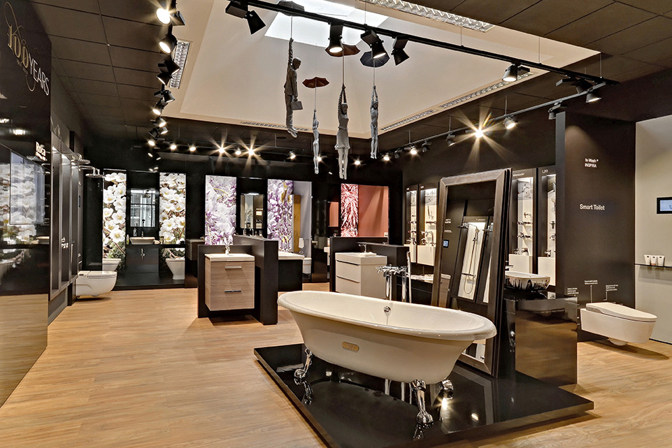 <p>Cette salle d'exposition Rue Legerova ne se contente pas d'exposer des produits sanitaires pour le grand public, mais les présente également aux professionnels de l'architecture, du design et de la plomberie.</p>