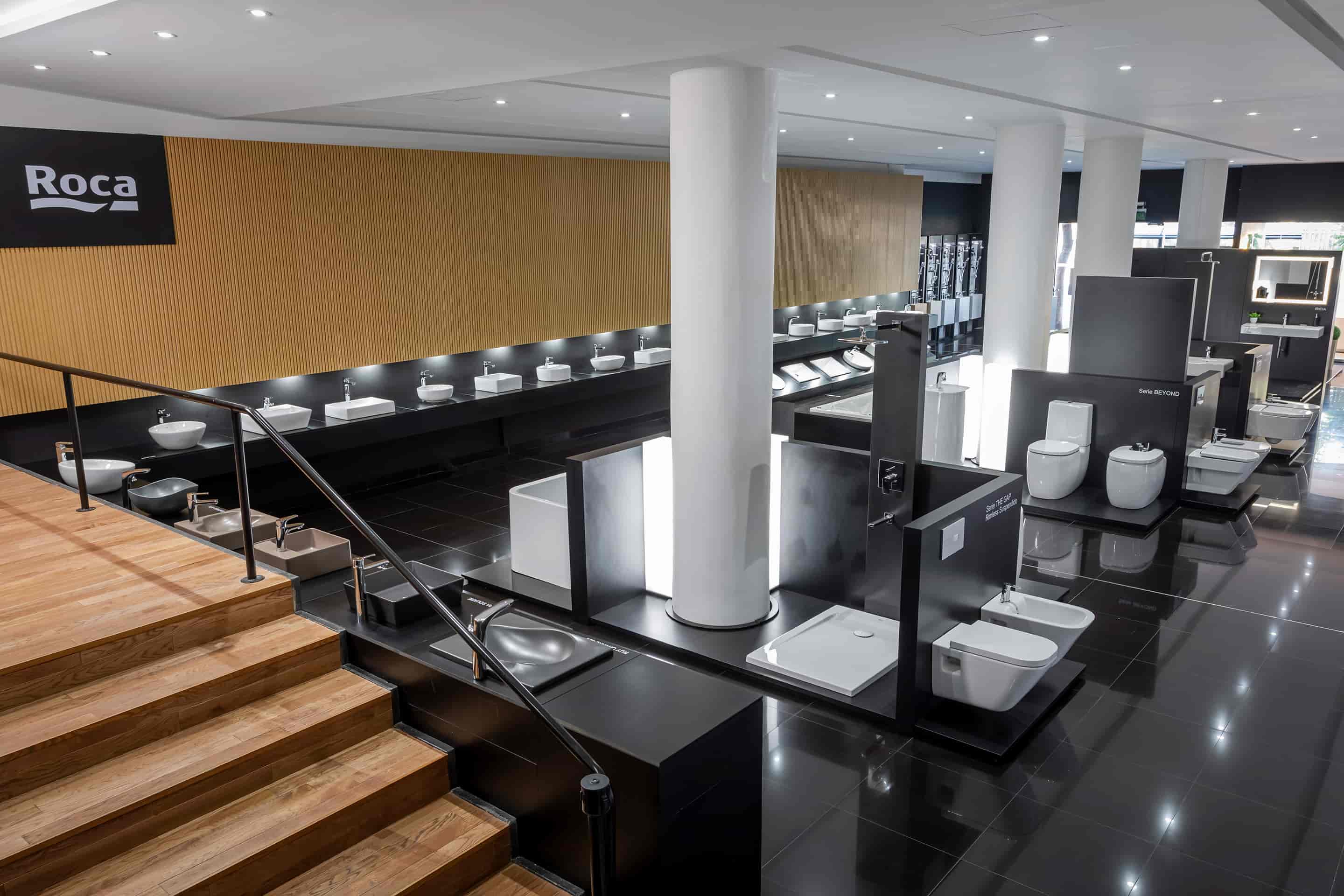 <p>Roca est le premier fabricant de salles de bains à ouvrir une salle d'exposition dans la ville de Buenos Aires.</p>4