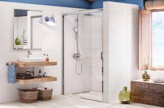 Espace salle de bain avec paroi de douche by Roca